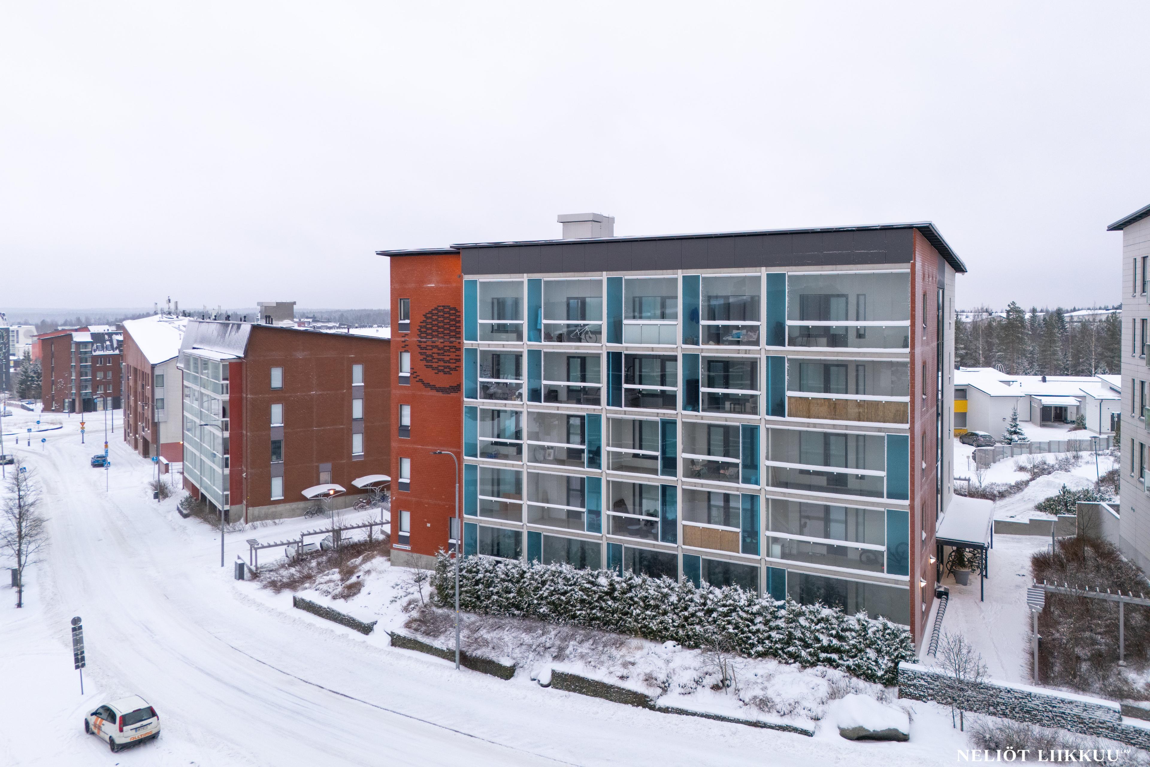Takamaanrinne 9